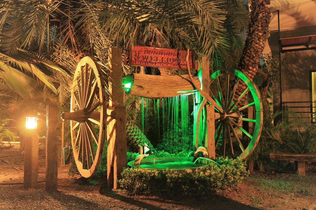 Lopburi Palm Resort Exterior foto