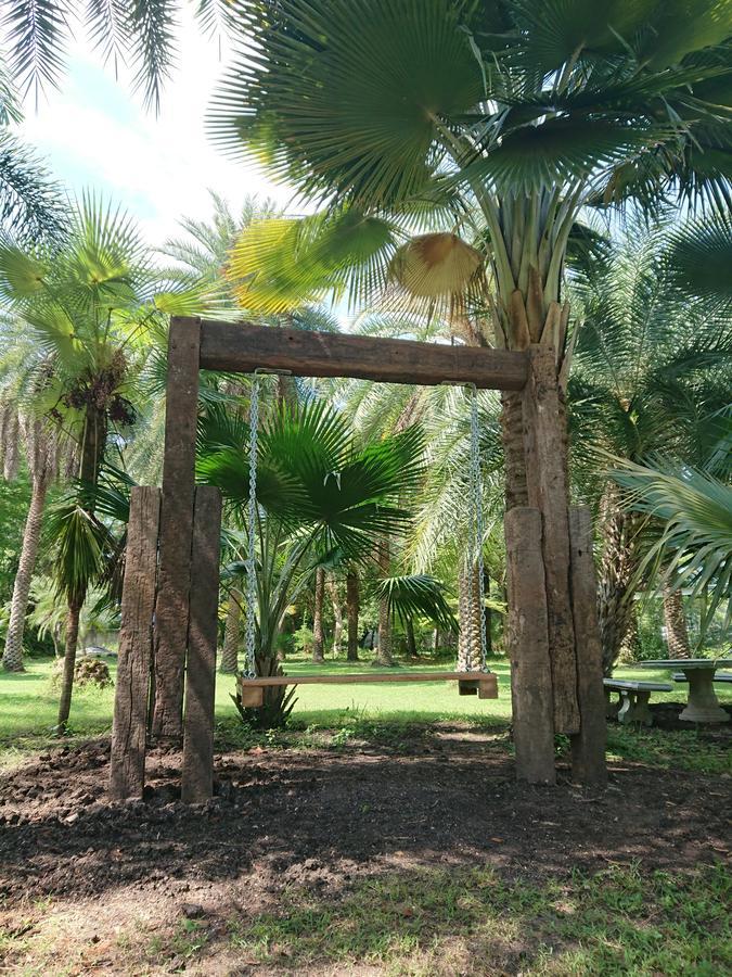 Lopburi Palm Resort Exterior foto
